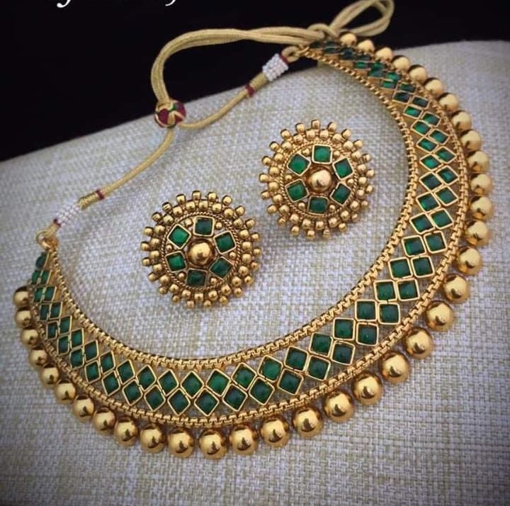India Art Gold Plated Pota Stone Necklace Set