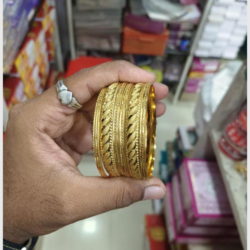 Pooja Bangles Traditional Gold Plated Bangles Set with Elegant Finish for Weddings