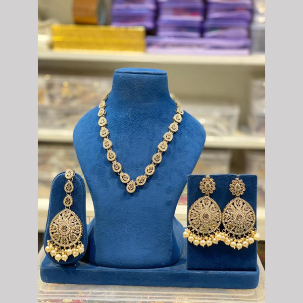 Hira Collections Gold Plated Kundan Stone And Pearls Necklace Set