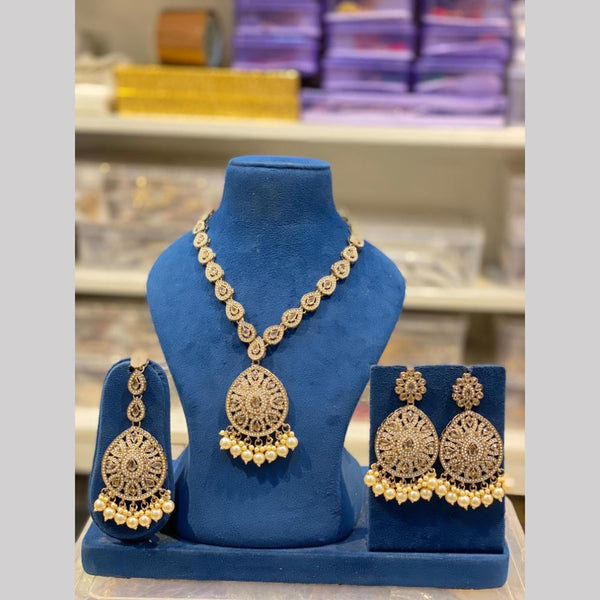 Hira Collections Gold Plated Kundan Stone And Pearls Necklace Set