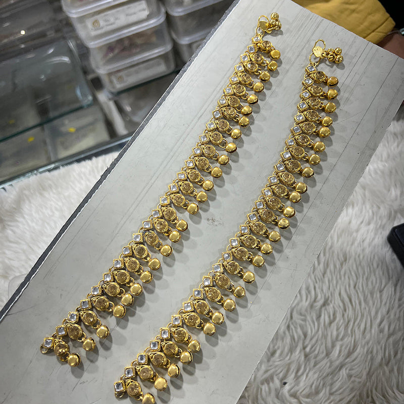 Hira Collections Gold Plated Crystal Stone Beads And Pearls Ghungroo Payal Anklets