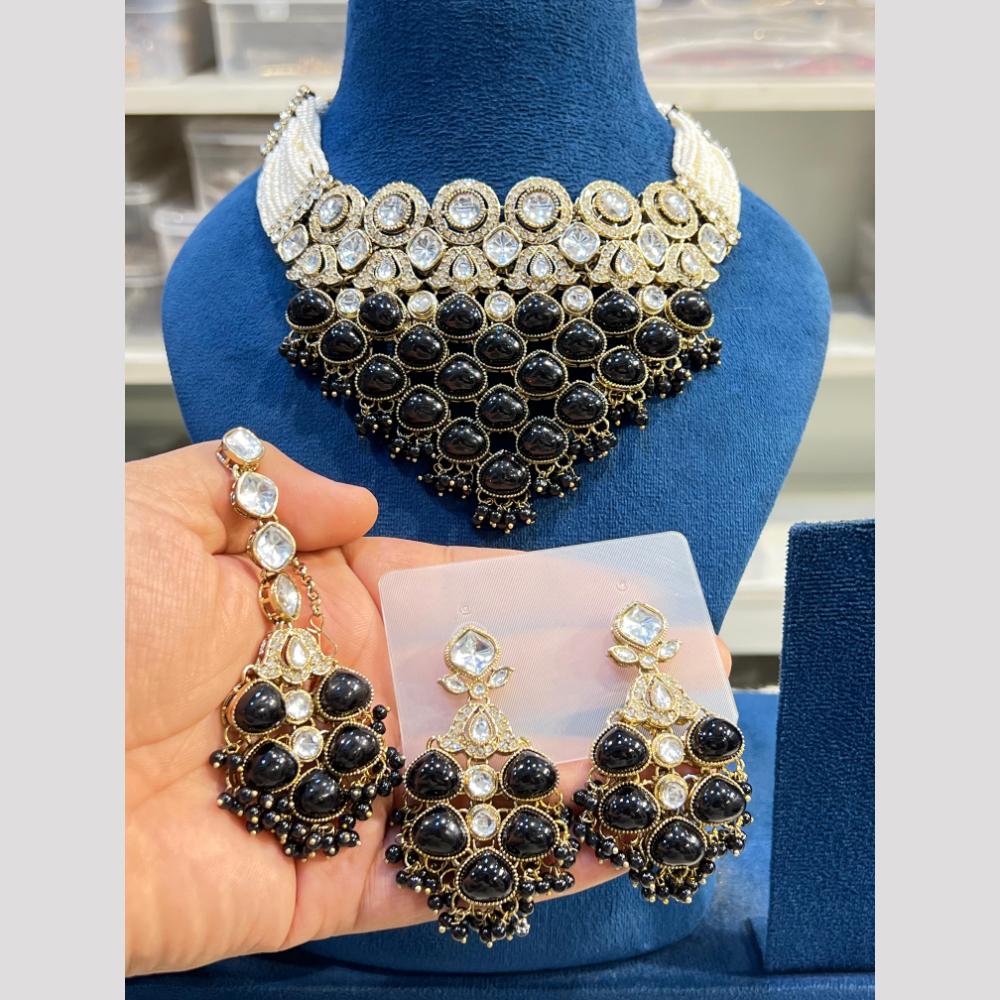 Hira Collections Classic Pota Stone and Kundan Pearl Necklace Set