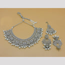 Hira Collections Stylish Rhodium Plated Crystal And Pearl Necklace Set