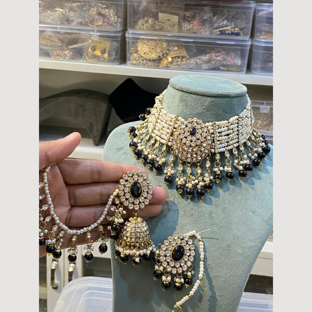 Hira Collections Pearl Layer And Austrian With Beads Detaling Choker Necklace Set