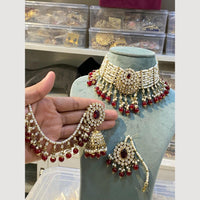 Hira Collections Pearl Layer And Austrian With Beads Detaling Choker Necklace Set