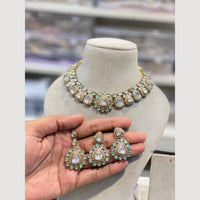 Hira Collections Sparkling Kundan Necklace Set