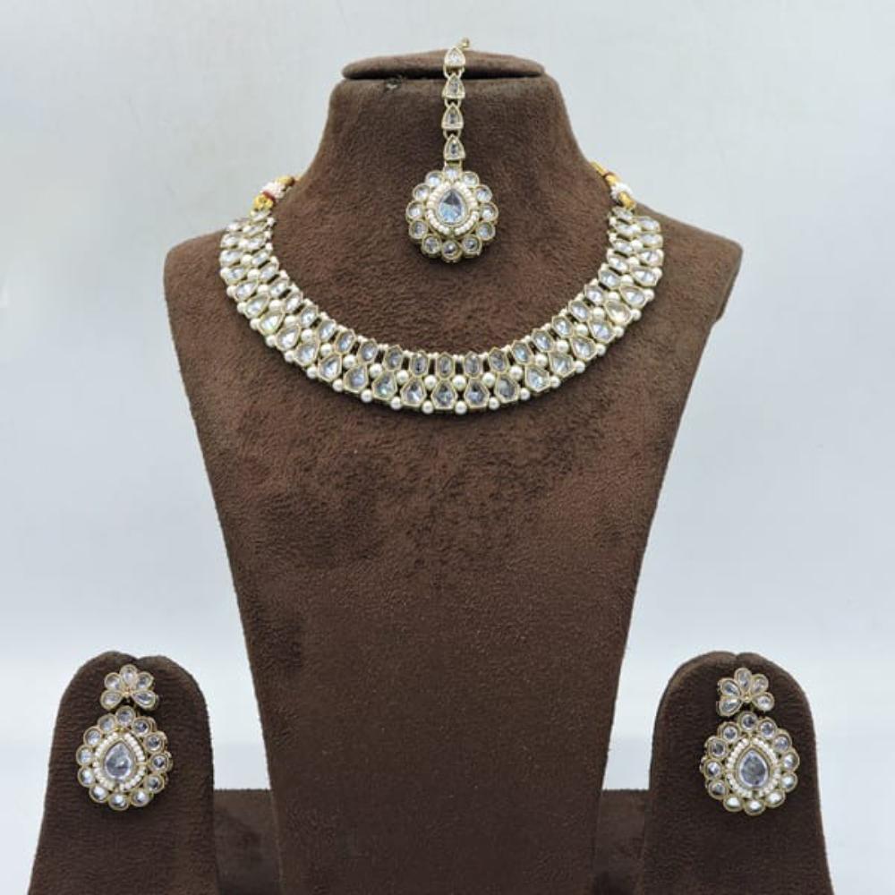 Hira Collections Elegant Kundan Necklace Set With Mangtikka For Every Occassion