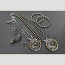 Hira Collections Elegant Ethnic Two-Tone Jewelry Set for Navratri and Festive Occasions