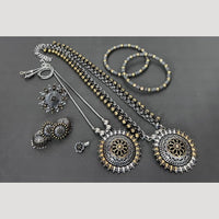 Hira Collections Elegant Ethnic Two-Tone Jewelry Set for Navratri and Festive Occasions