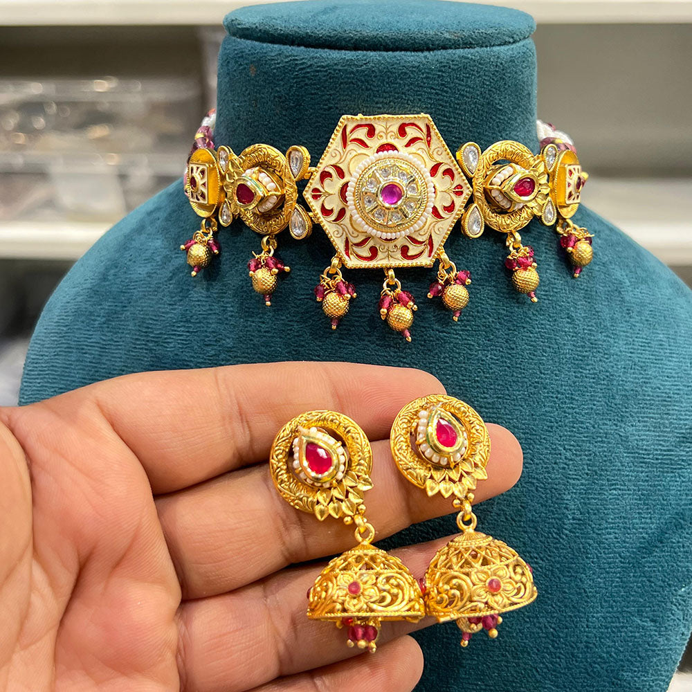 Hira Collections Exquisite Kundan Necklace And Pearl Set for Engagements and Special Celebrations