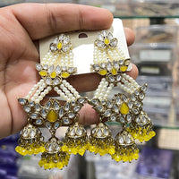 Hira Collections Elegant Kundan Stone And Beads Jhumki Earrings