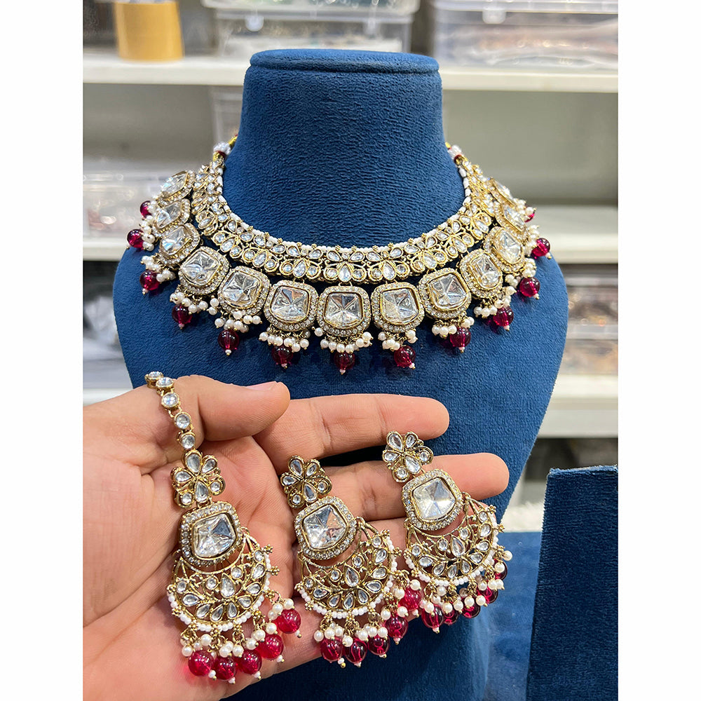 Hira Collections Elegant Glow Kundan And Pearl Necklace Set