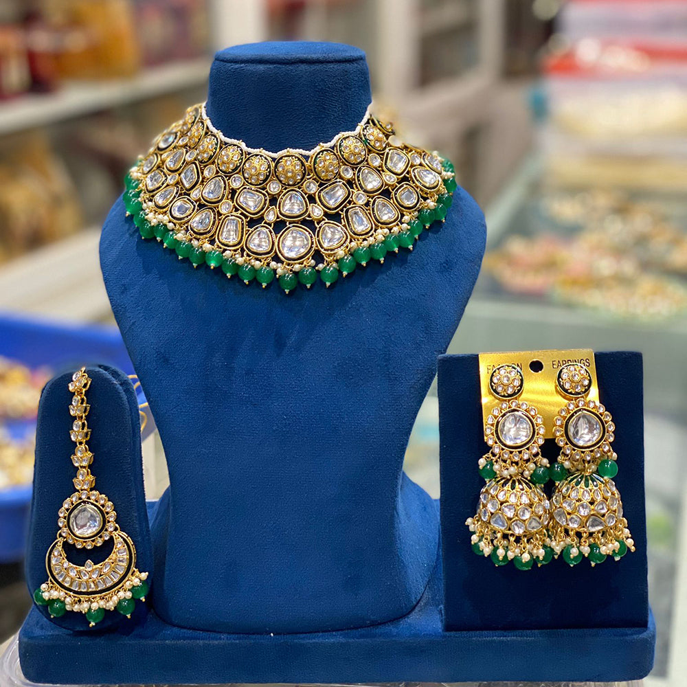 Hira Collections Elegant Glow Kundan And Pearl Necklace Set