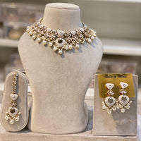 Hira Collections Elegant Glow Kundan And Pearl Necklace Set