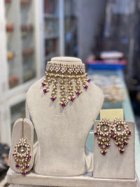 Hira Collections Elegant Glow Kundan And Pearl Necklace Set
