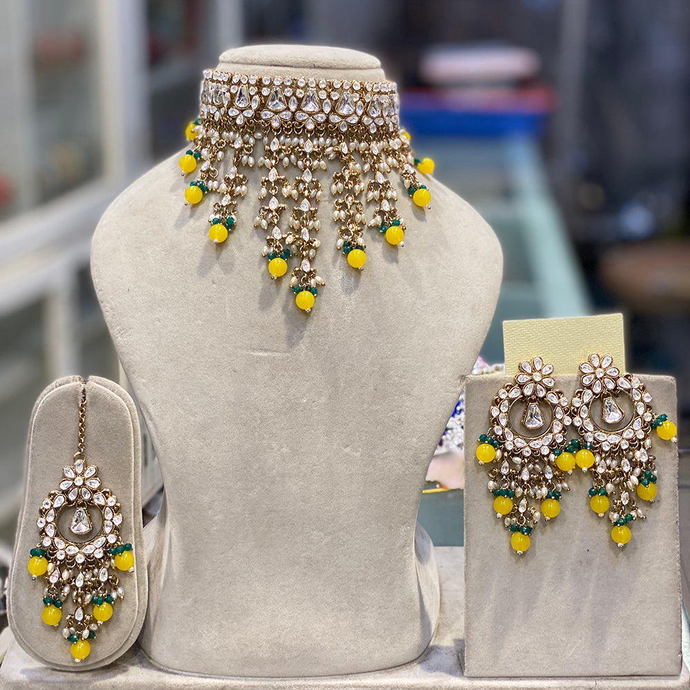 Hira Collections Elegant Glow Kundan And Pearl Necklace Set