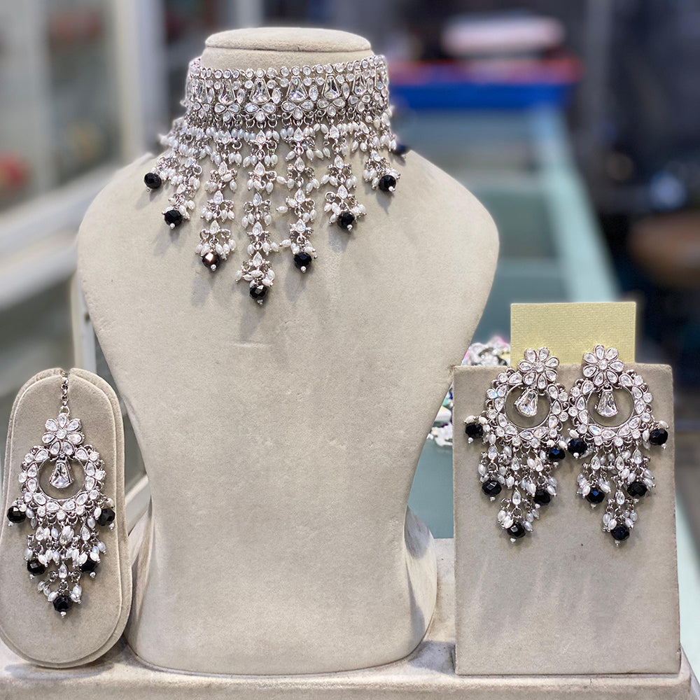 Hira Collections Elegant Glow Kundan And Pearl Necklace Set