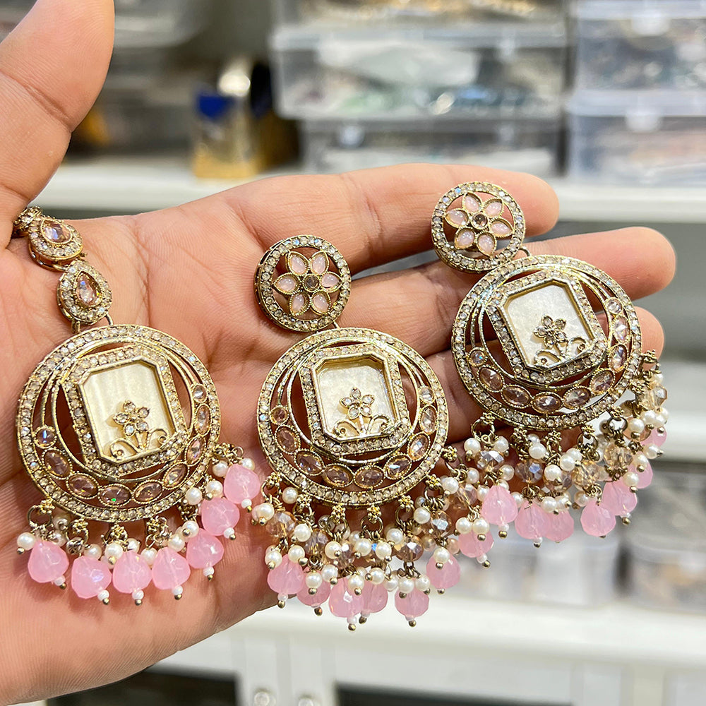 Hira Collection Glamorous Kundan Stone And Pearl Earring With Maangtikka
