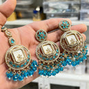 Hira Collection Glamorous Kundan Stone And Pearl Earring With Maangtikka
