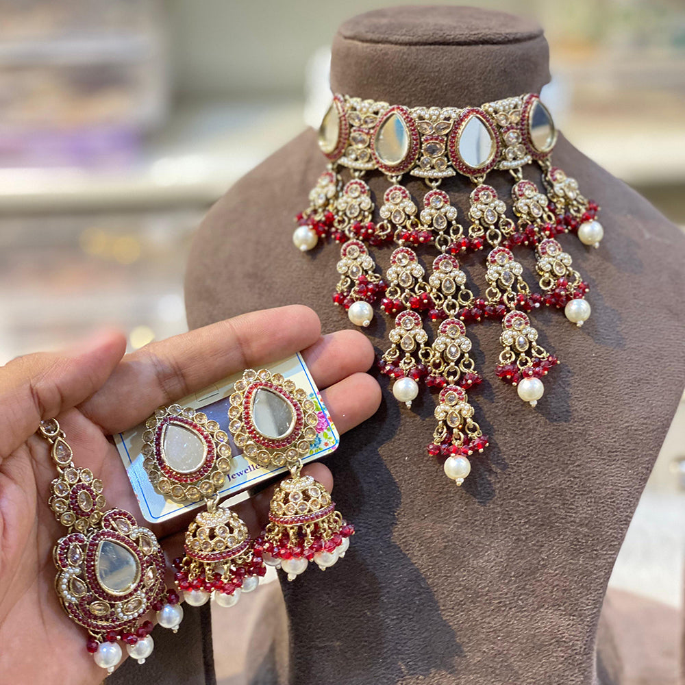Hira Collections Classic Shine Kundan And Pearl Necklace Set