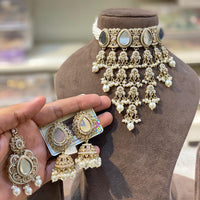Hira Collections Classic Shine Kundan And Pearl Necklace Set