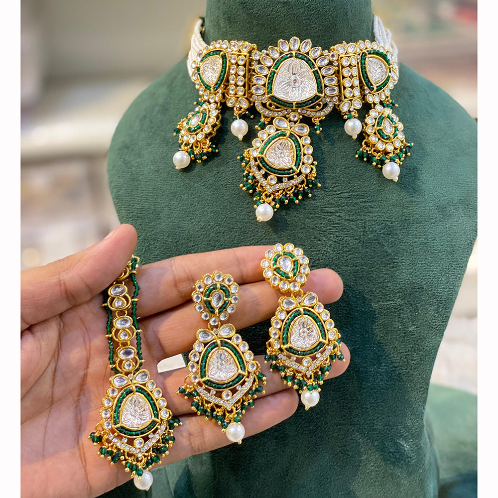 Hira Collections Classic Shine Kundan And Pearl Necklace Set