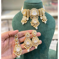 Hira Collections Classic Shine Kundan And Pearl Necklace Set