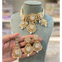Hira Collections Classic Shine Kundan And Pearl Necklace Set
