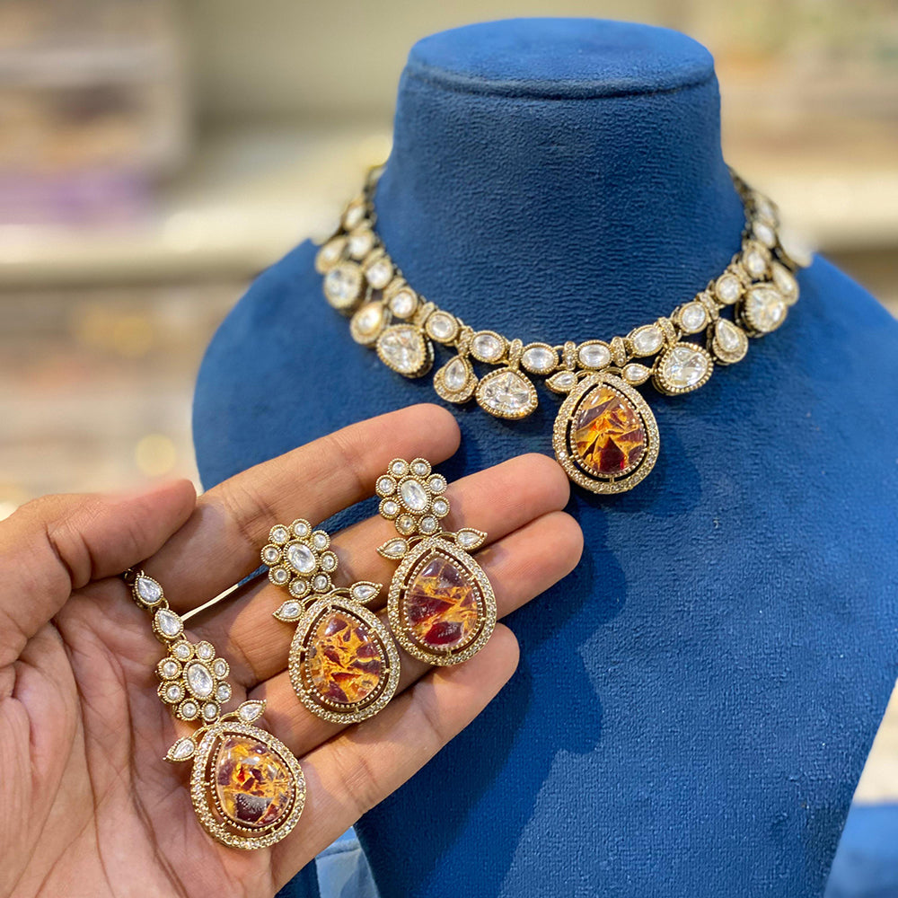 Hira Collections Sparkling Pota and Kundan Stone Necklace Set