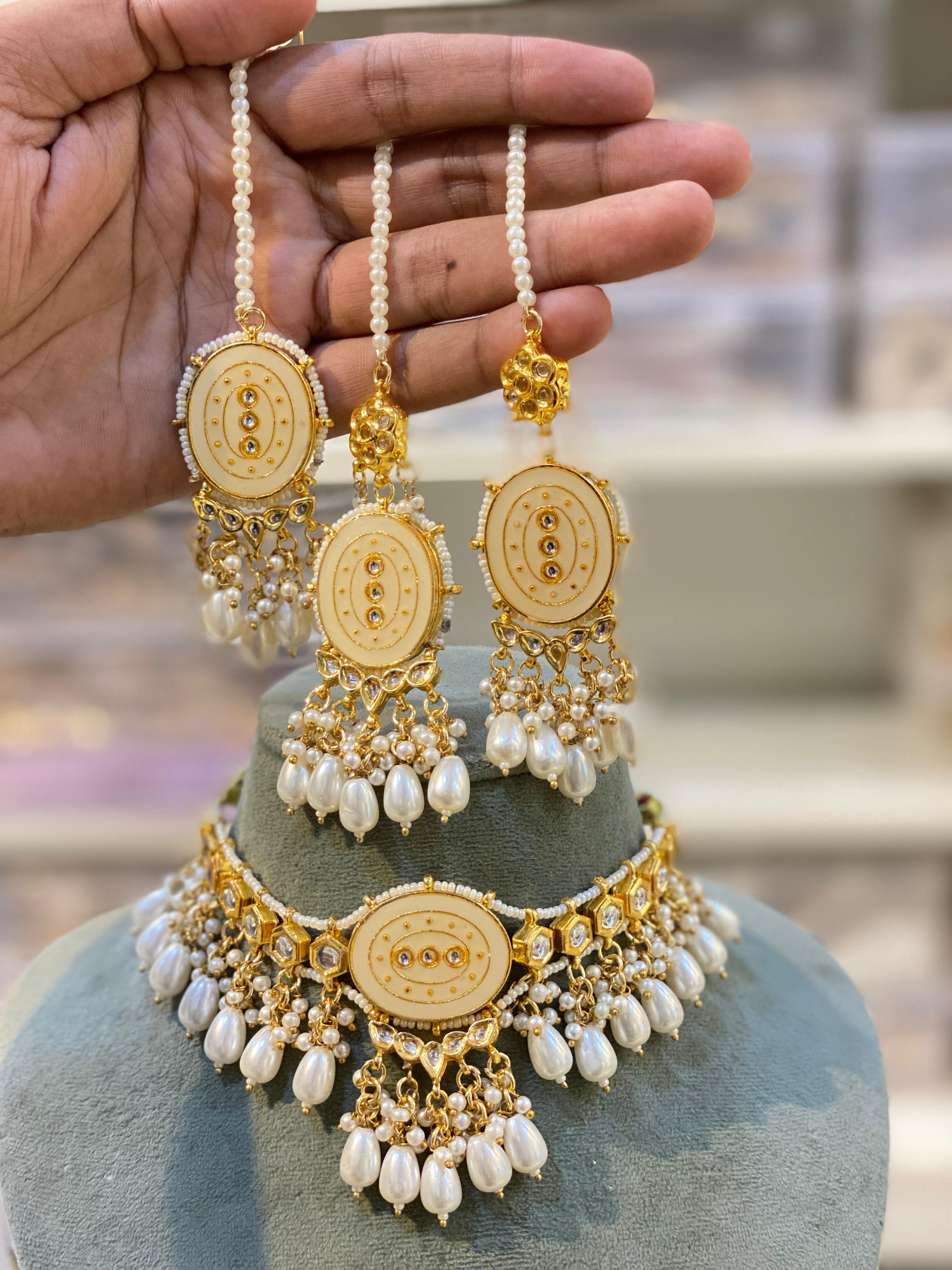 Hira Collections Sparkling Pota and Kundan Stone Necklace Set