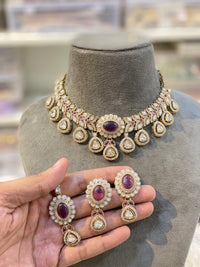 Hira Collections Sparkling Pota and Kundan Stone Necklace Set