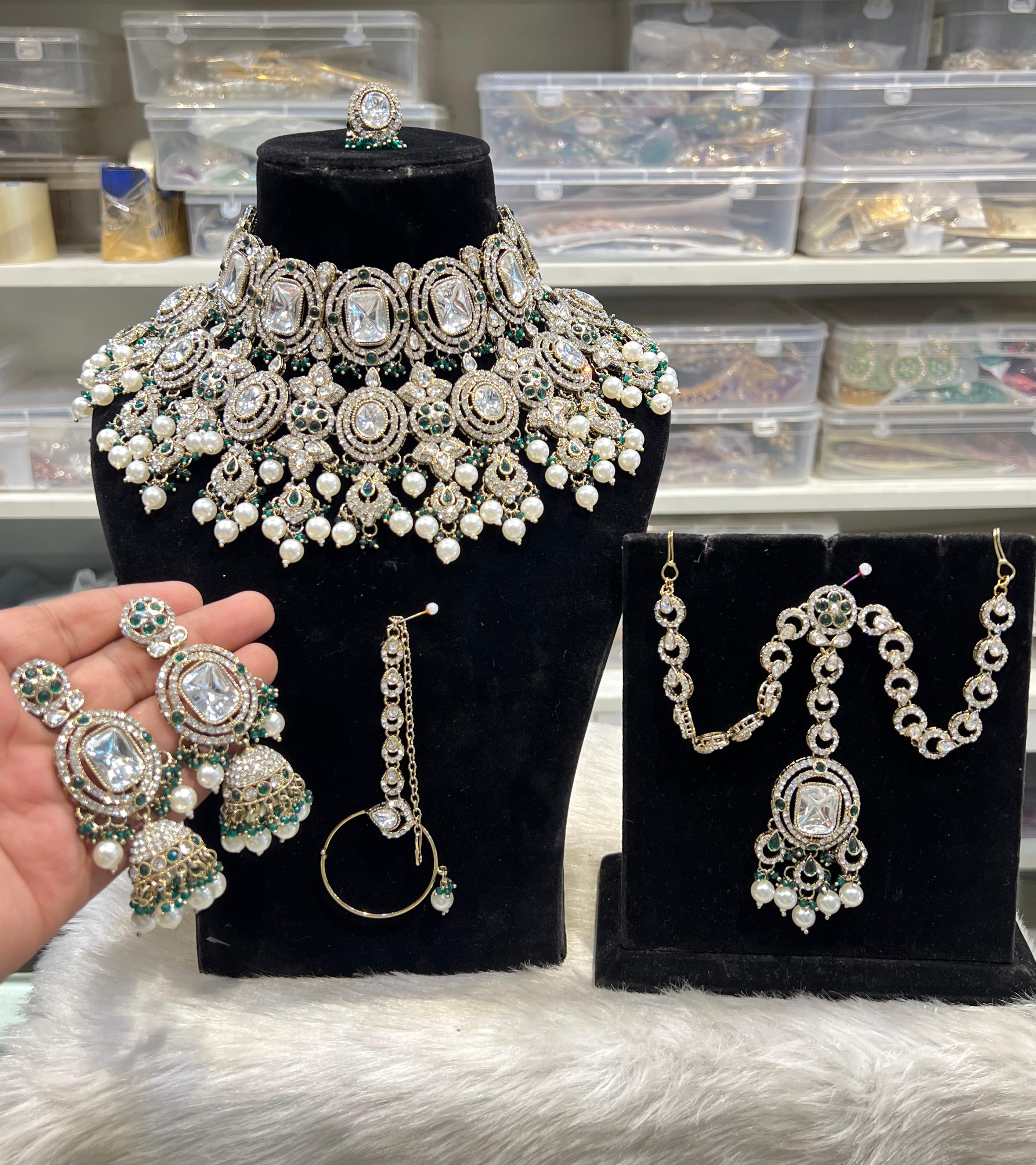 Hira Collections Handcrafted Kundan Stone And Pearls Semi Bridal Necklace Set