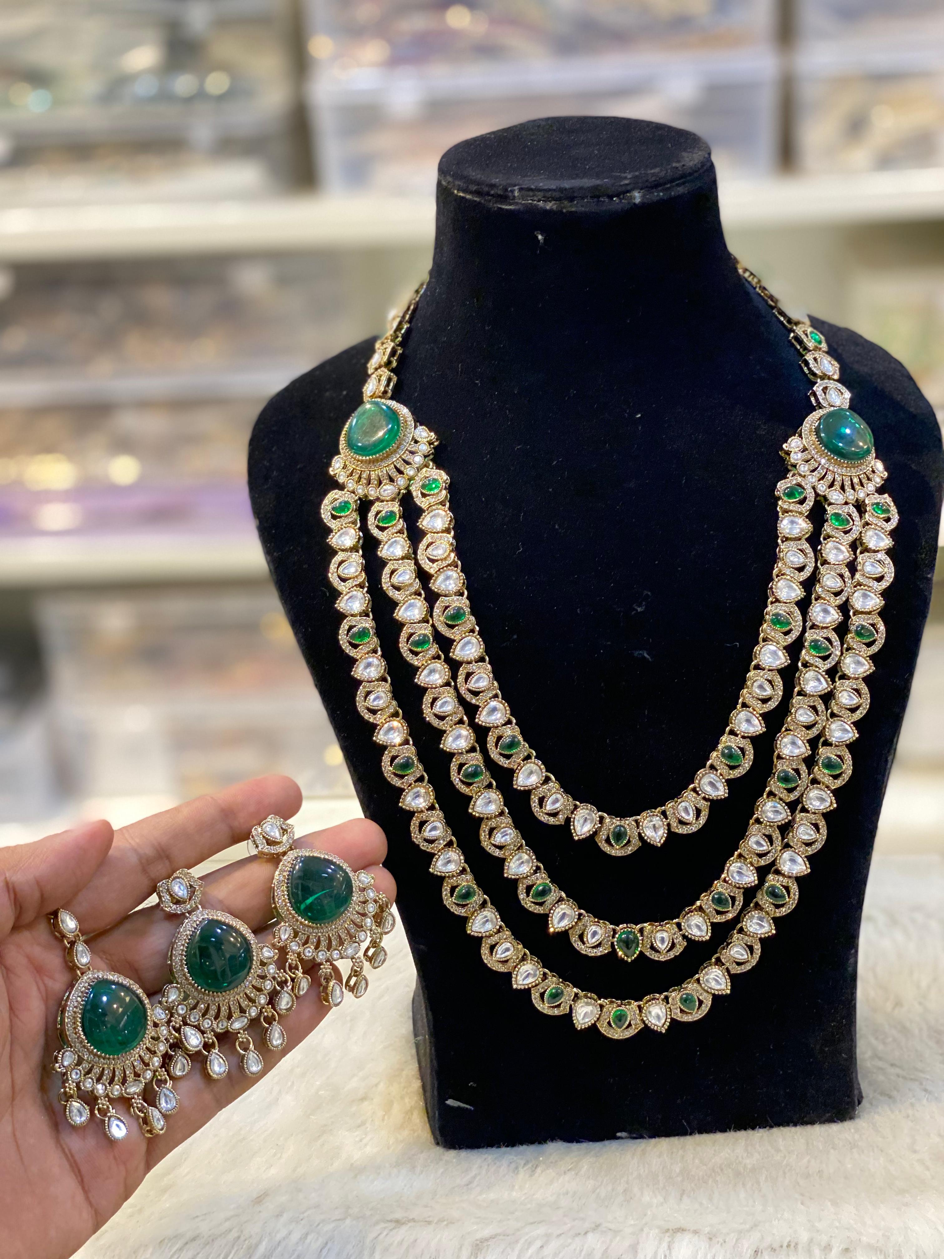 Hira Collections Sparkling Pota and Kundan Stone Necklace Set