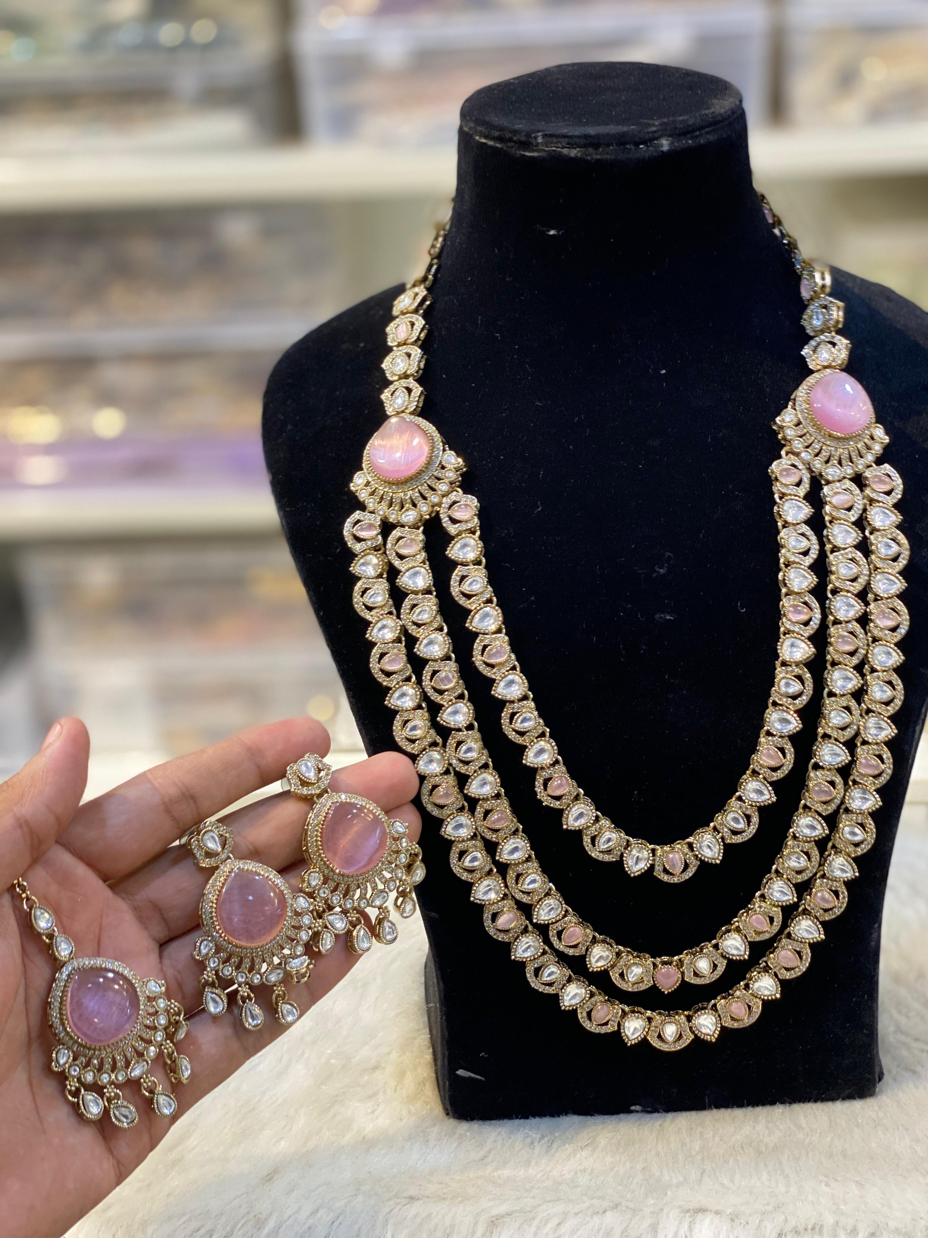 Hira Collections Sparkling Pota and Kundan Stone Necklace Set