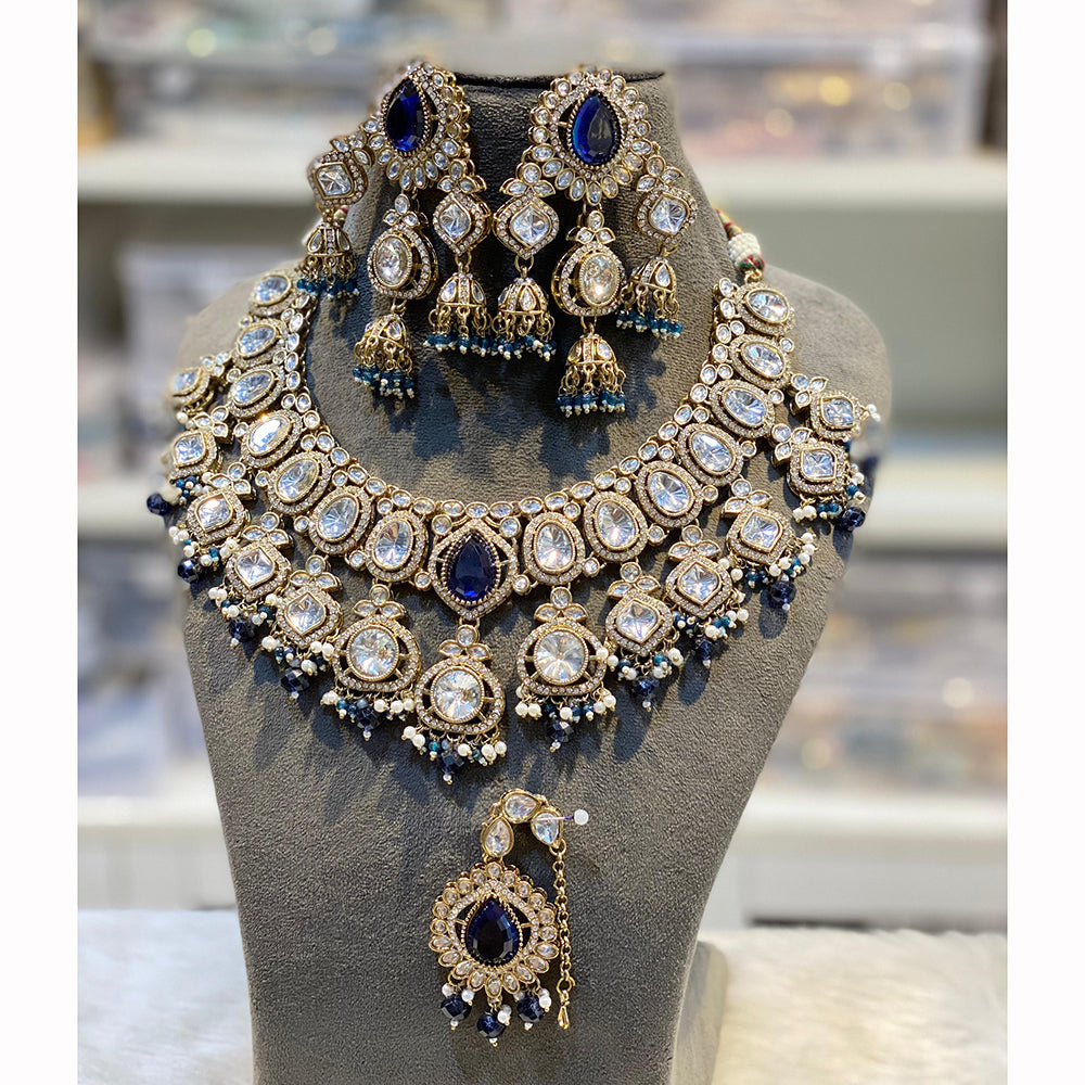 Hira Collections Sparkling Pota Kundan And Pearl Necklace Set