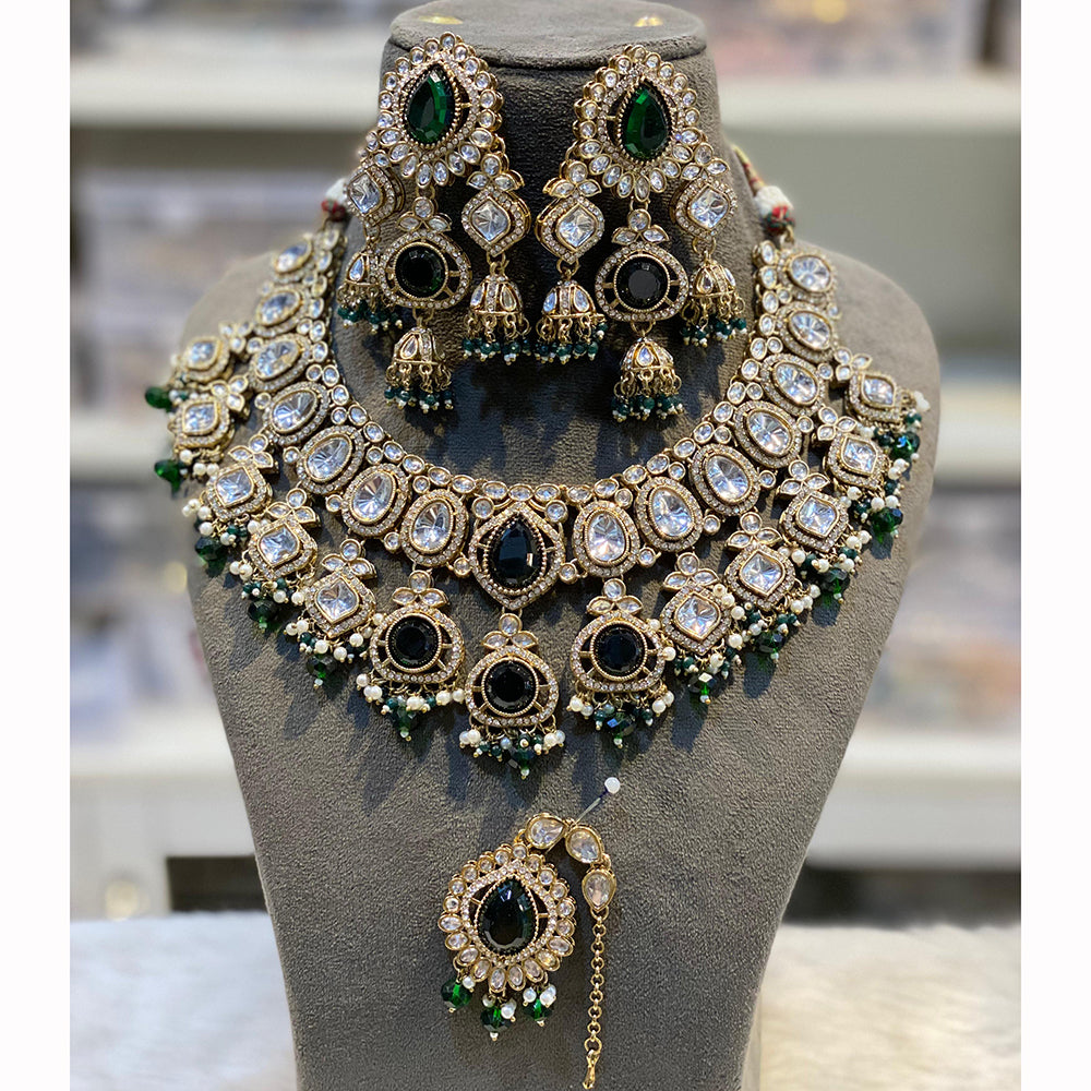 Hira Collections Sparkling Pota Kundan And Pearl Necklace Set