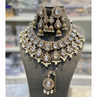 Hira Collections Sparkling Pota Kundan And Pearl Necklace Set