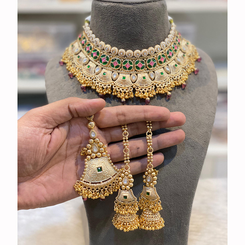 Hira Collections Sparkling Pota Kundan And Pearl Necklace Set