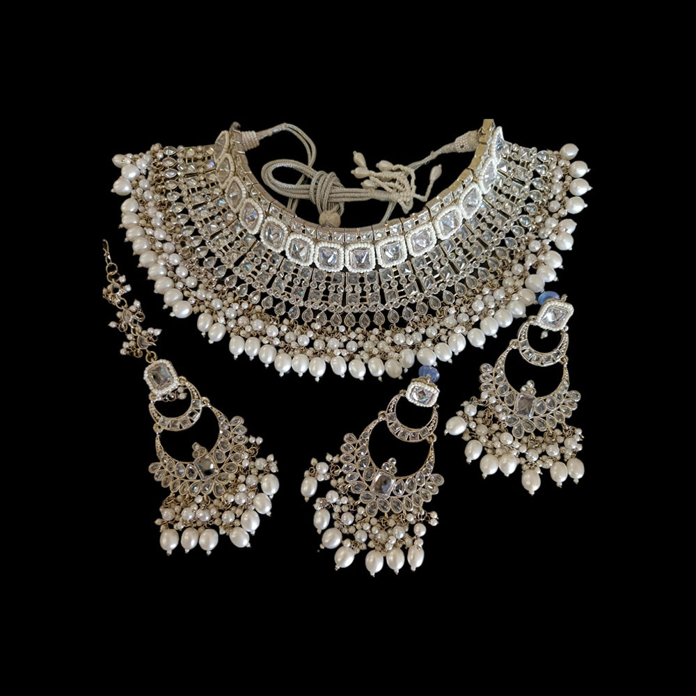 Hira Collection Kundan Stone And Beads Necklace Set With Maang Tikka