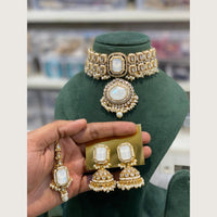 Hira Collections Classic Pota And Crystal Stone Beads Choker Necklace Set
