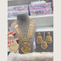 Hira Collections Designer Round Filigree Necklace Set