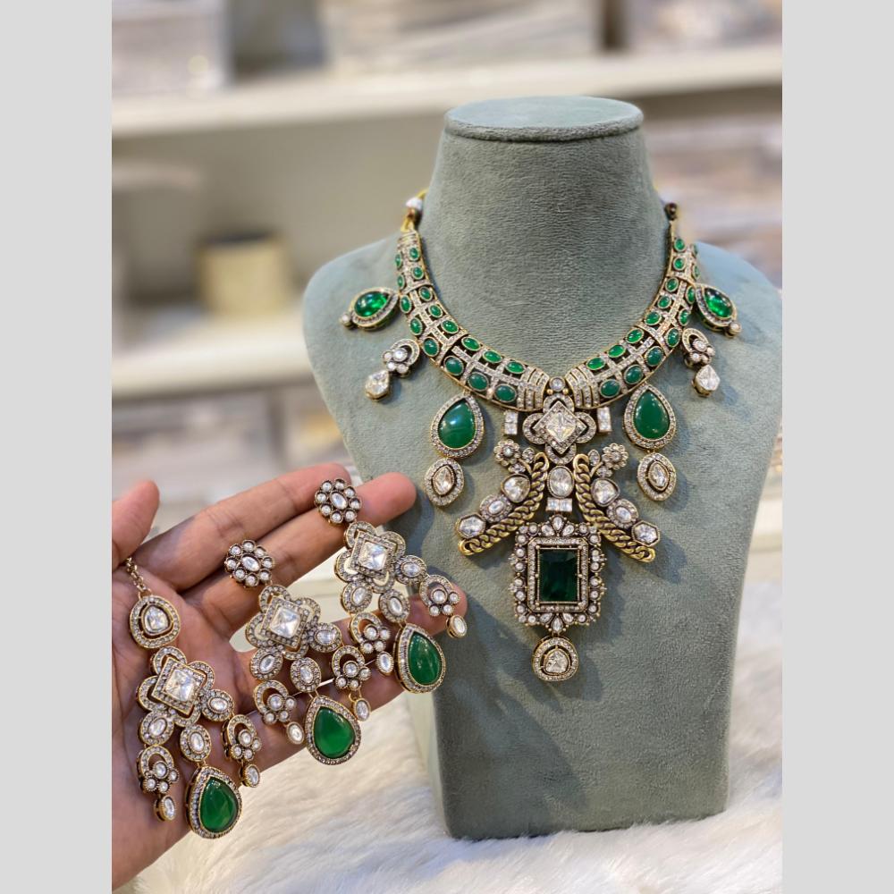 Hira Collections Glamorous Kundan And Pota Stone Necklace Set