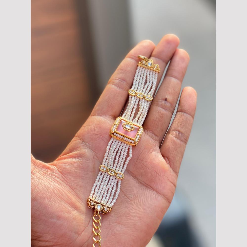 Hira Collections Graceful Pota Stone And Pearl Adjustable Bracelet