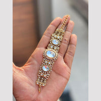 Hira Collections Graceful Pota Stone And Pearl Adjustable Bracelet