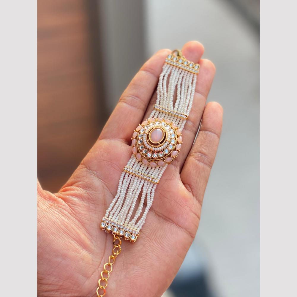 Hira Collections Graceful Pota Stone And Pearl Adjustable Bracelet