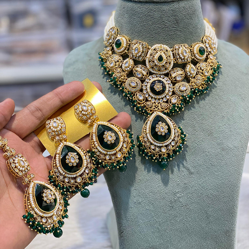 Hira Collections Kundan Stone Glamorous Pearl And Beads Choker Necklace Set