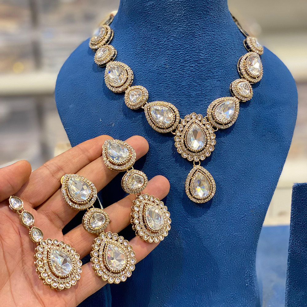 Hira Collections Classic Kundan Stone And Pota Stone Necklace Set