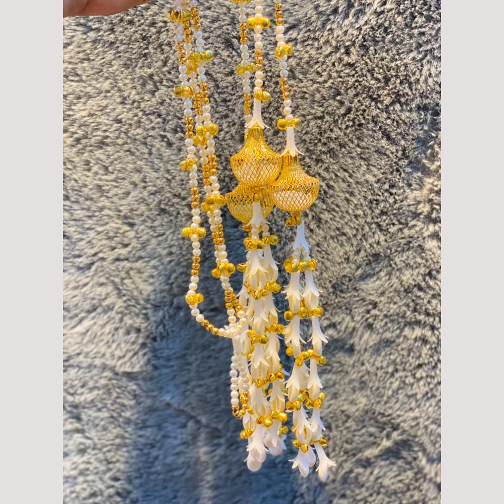 Hira Collections Punjabi Ghungroo And Shell Hair Paranda