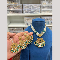 Hira Collections Royal Pota Stone Beads And Pearl Necklace Set
