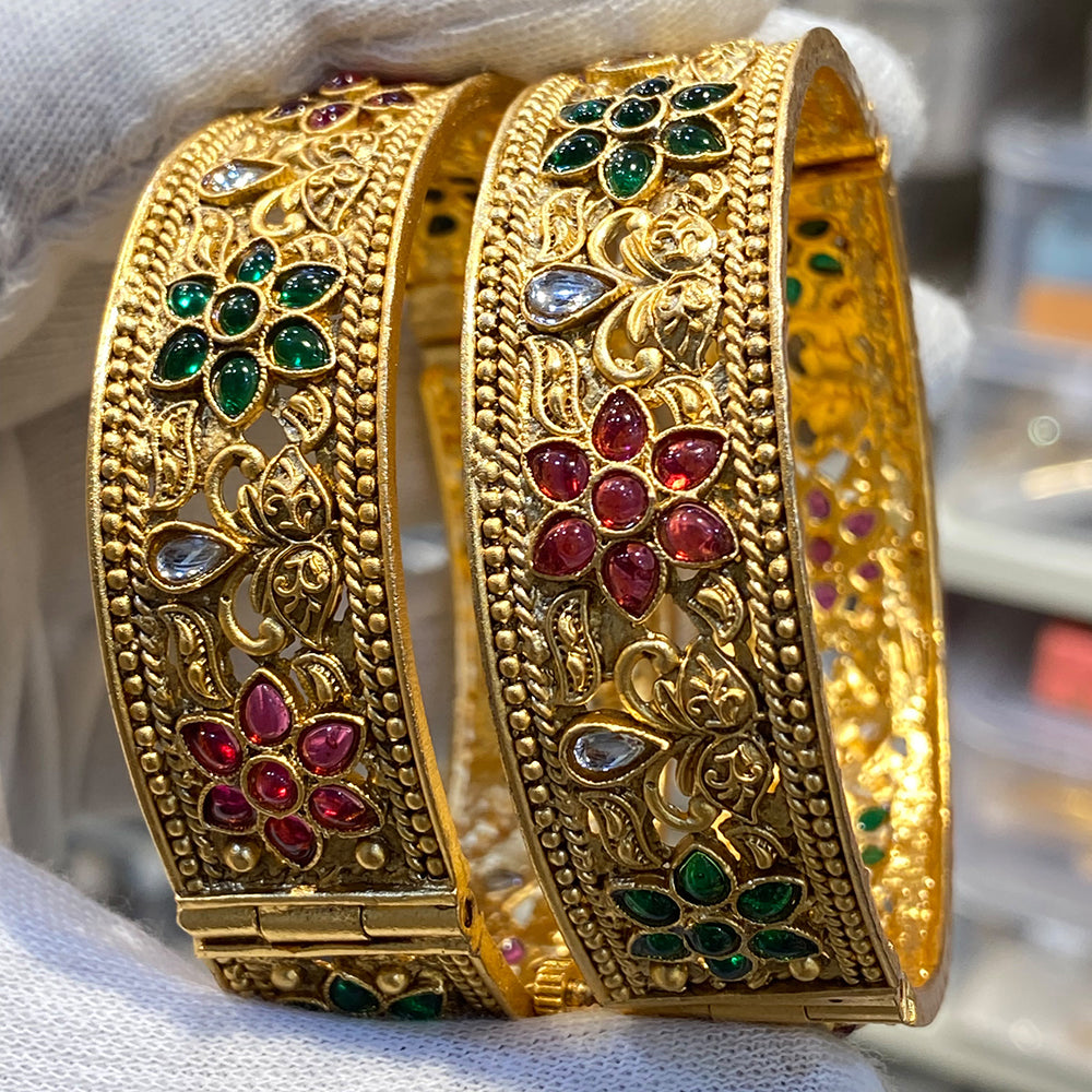 Hira Collections Premium Pota Stone Openable Bangles Set